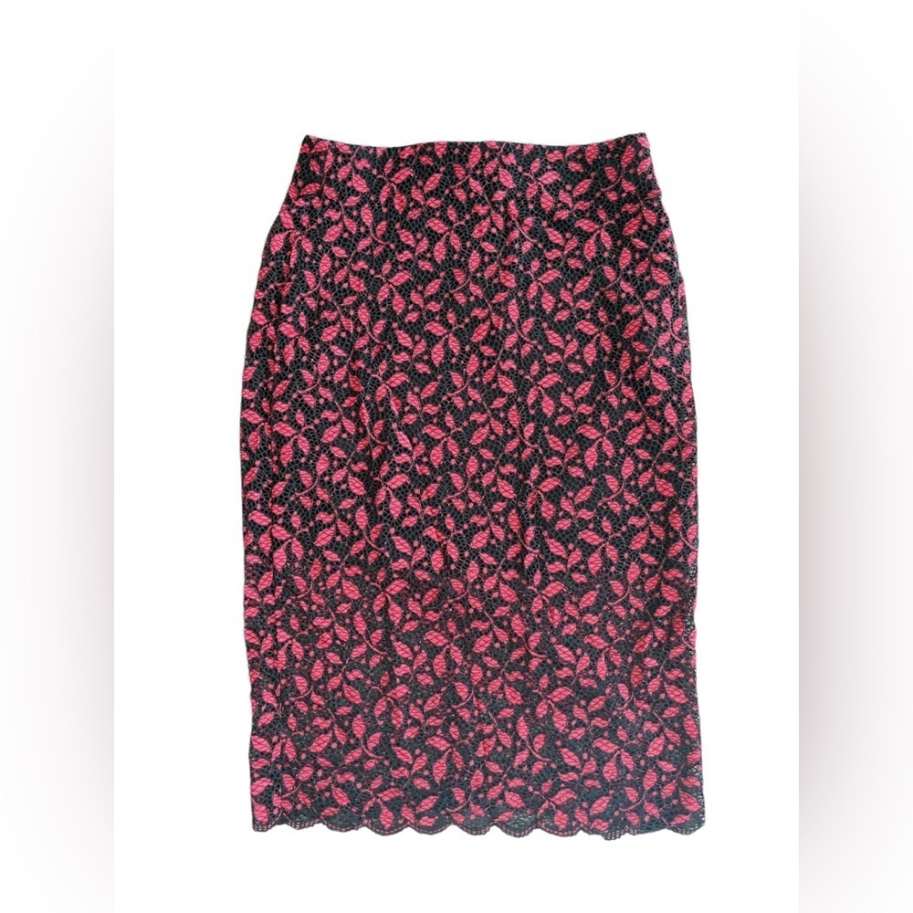 Zara Trafaluc pencil Skirt Floral Lace Pull on elastic waist lined SMALL NWT
